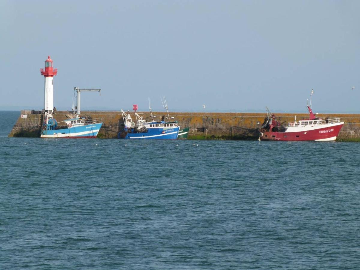 Quai Vauban Saint-Vaast-la-Hougue Exterior foto